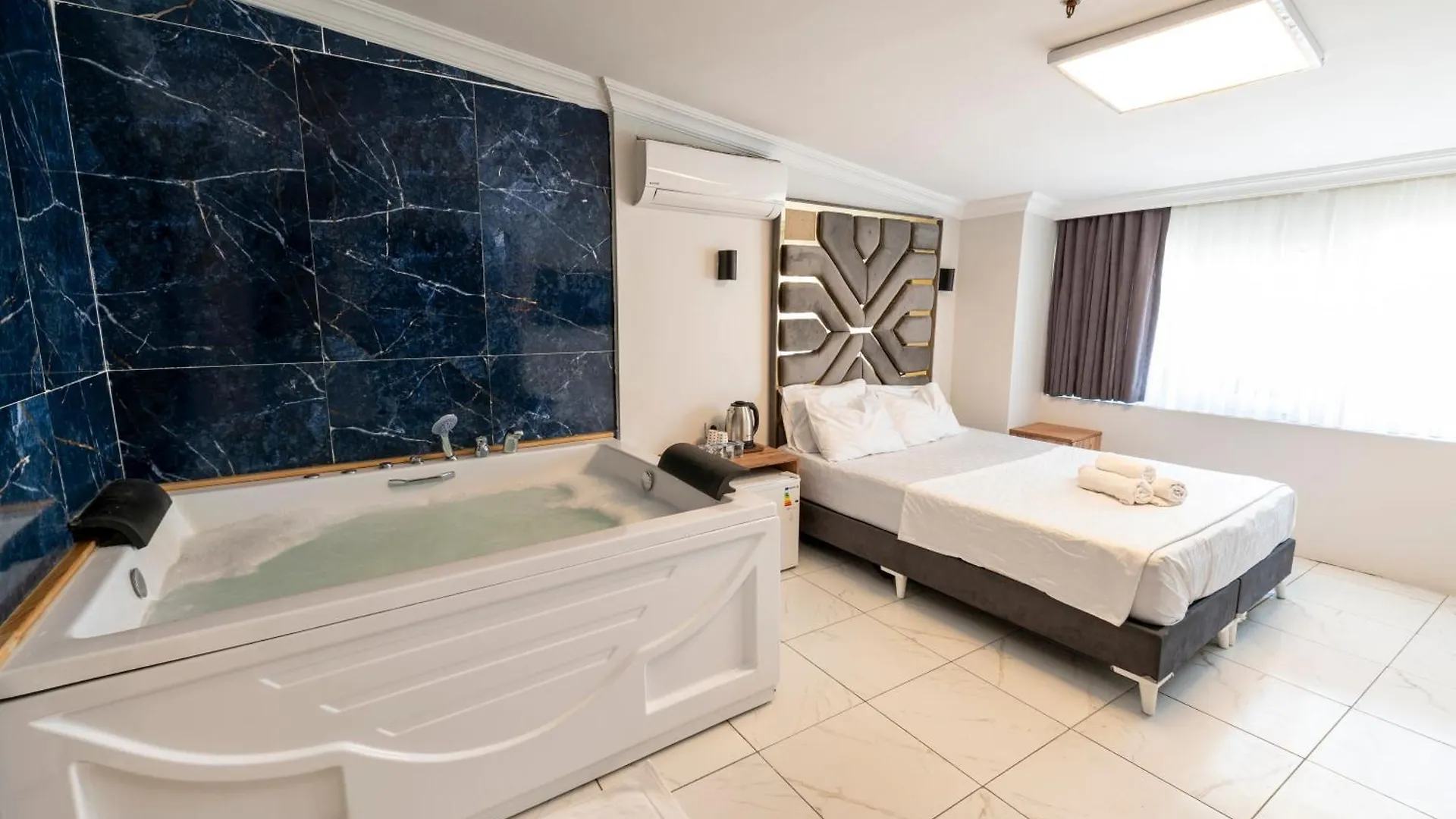 Highway 34 Hotel Istanbul