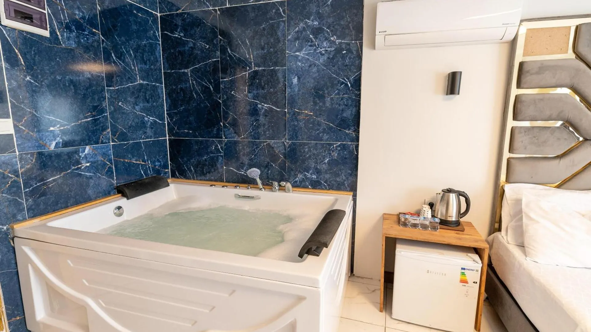 Highway 34 Hotel Istanbul